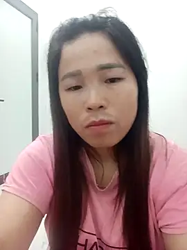 Snapshot of sumy-00 chatting on 05/11/26, 04:04 sumy-00 online show from 05/11/26, 04:04
