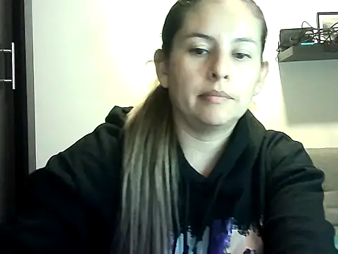 Valery  Rouse  online show from 04/29/26, 02:15