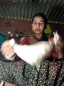 Snapshot of Pinki_yadavni chatting on 09/09/25, 07:08 Pinki yadavni online show from 09/09/25, 07:08