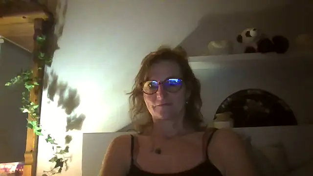 Valinella online show from 09/18/25, 08:00