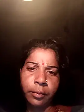 Snapshot of Hot_era chatting on 09/21/25, 10:33 Hot era online show from 09/21/25, 10:33