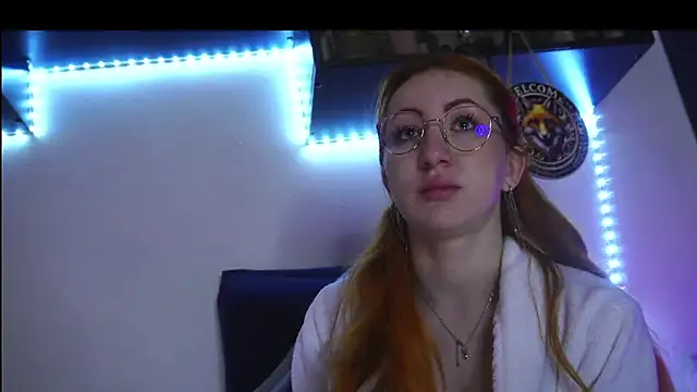 DaddysLittleSlutfox online show from 05/14/26, 04:08