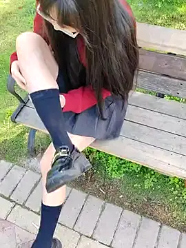 shaoshao-7758 online show from 04/17/26, 12:57