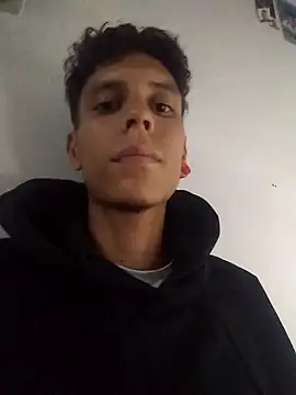 Snapshot of Crxxxsh chatting on 03/26/26, 11:16 Crxxxsh online show from 03/26/26, 11:16