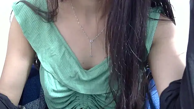 Snapshot of Riva_arora01 chatting on 06/09/26, 10:16 Riva arora01 online show from 06/09/26, 10:16