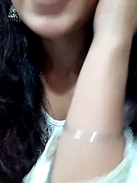 Snapshot of siya_rani67 chatting on 10/10/25, 09:30 siya rani67 online show from 10/10/25, 09:30