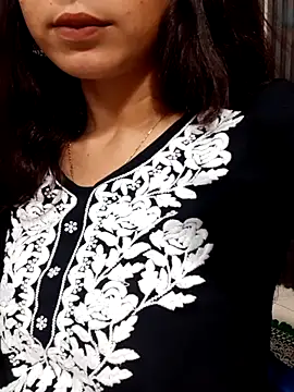 Snapshot of siya_rani67 chatting on 10/16/25, 12:06 siya rani67 online show from 10/16/25, 12:06