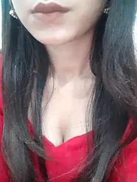 Snapshot of siya_rani67 chatting on 12/19/25, 03:52 siya rani67 online show from 12/19/25, 03:52