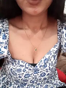 Snapshot of siya_rani67 chatting on 12/22/25, 06:16 siya rani67 online show from 12/22/25, 06:16