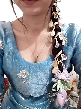 Snapshot of siya_rani67 chatting on 02/04/26, 02:23 siya rani67 online show from 02/04/26, 02:23