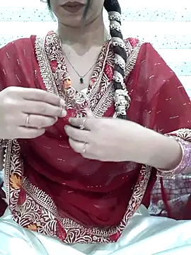 Snapshot of siya_rani67 chatting on 02/21/26, 04:46 siya rani67 online show from 02/21/26, 04:46