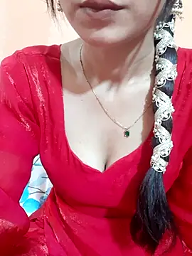 Snapshot of siya_rani67 chatting on 04/02/26, 04:15 siya rani67 online show from 04/02/26, 04:15