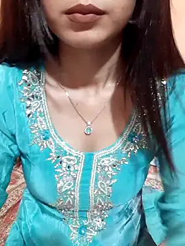 Snapshot of siya_rani67 chatting on 04/15/26, 04:47 siya rani67 online show from 04/15/26, 04:47