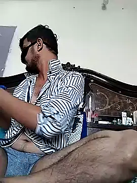 7incpink online show from 10/07/25, 05:48