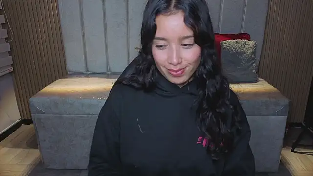 Snapshot of _Mia_Evans_1 chatting on 02/07/26, 07:39 Mia Evans 1 online show from 02/07/26, 07:39