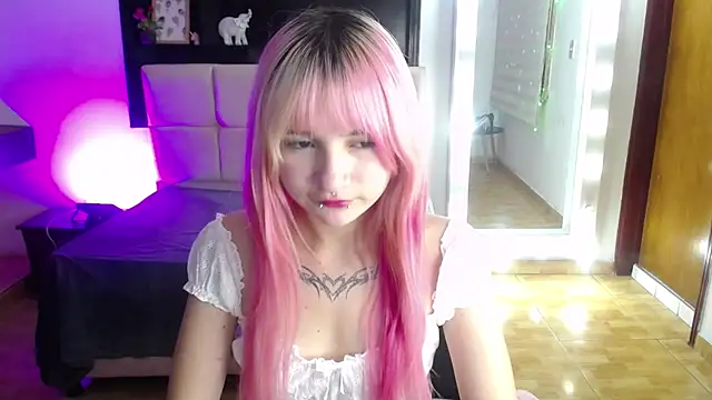  Charlotte Collins  online show from 06/23/26, 04:05