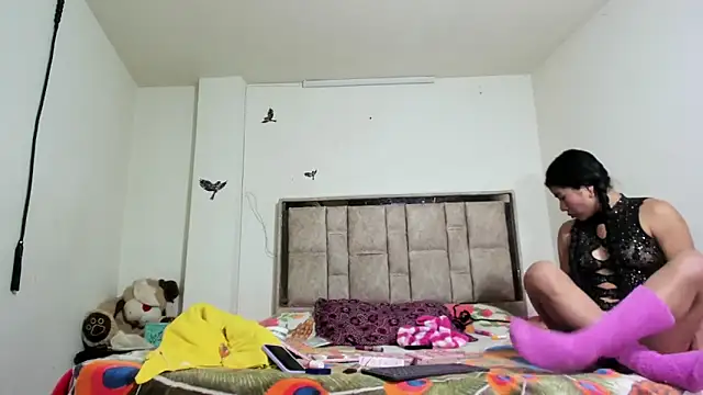 sophiaydaphne online show from 11/21/25, 02:49