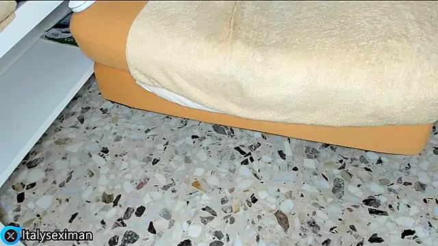 Snapshot of The_Fenix_xxx chatting on 11/25/25, 07:52 The Fenix xxx online show from 11/25/25, 07:52