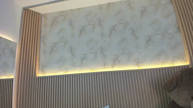 Snapshot of Liss-Reyes chatting on 02/20/26, 12:05 Liss-Reyes online show from 02/20/26, 12:05