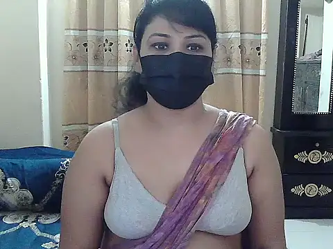 Snapshot of Elena_cruz5 chatting on 10/23/25, 04:50 Elena cruz5 online show from 10/23/25, 04:50