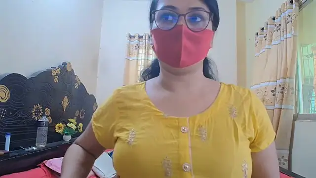 Elena cruz5 online show from 06/16/26, 07:55