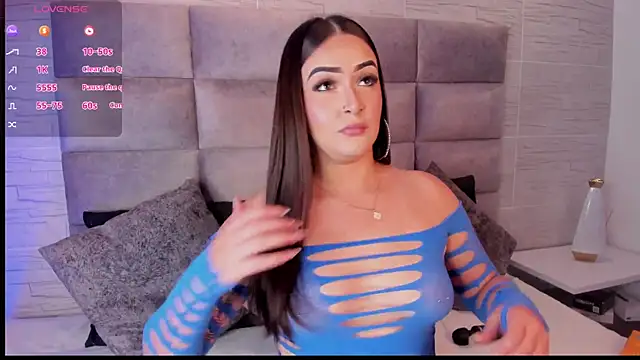 lea walkerr online show from 09/17/25, 07:26