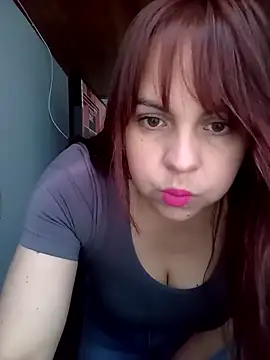 Snapshot of CARITOMIO chatting on 09/18/25, 02:08 CARITOMIO online show from 09/18/25, 02:08