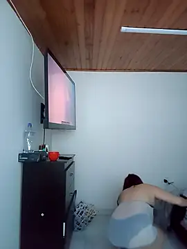 Snapshot of CARITOMIO chatting on 10/29/25, 12:40 CARITOMIO online show from 10/29/25, 12:40