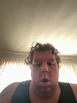 Stephanie1984 online show from 10/23/25, 12:04