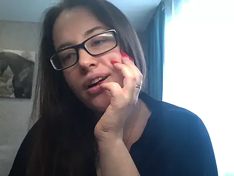 Snapshot of karina160000 chatting on 02/14/26, 10:23 karina160000 online show from 02/14/26, 10:23