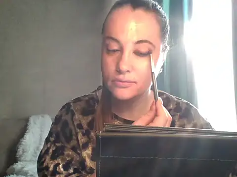 Snapshot of karina160000 chatting on 03/23/26, 05:11 karina160000 online show from 03/23/26, 05:11