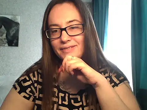 Snapshot of karina160000 chatting on 03/26/26, 08:20 karina160000 online show from 03/26/26, 08:20