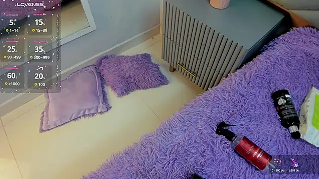 Snapshot of Mia_Valentine_ chatting on 02/10/26, 08:13 Mia Valentine online show from 02/10/26, 08:13