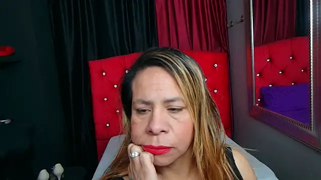 SofiaXDelRio online show from 10/03/25, 11:07