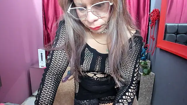 SofiaXDelRio online show from 02/25/26, 12:15