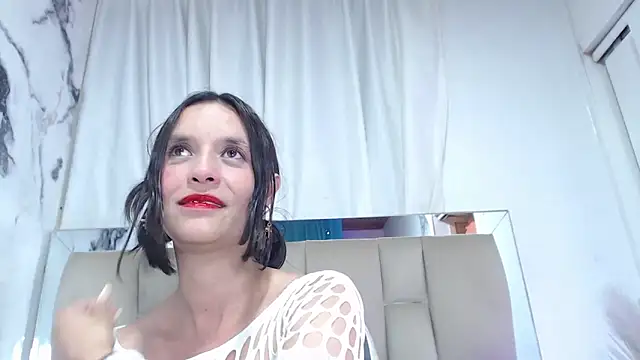 Snapshot of maraa_X chatting on 02/24/26, 07:34 maraa X online show from 02/24/26, 07:34