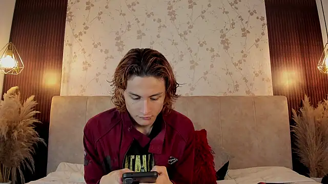 DarcyCullen online show from 09/19/25, 11:33