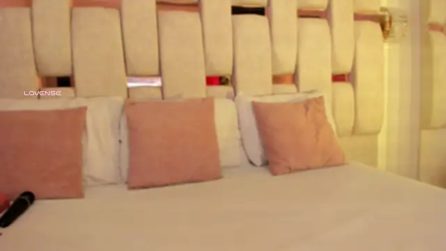 charlotte line online show from 10/15/25, 05:02