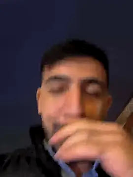 Snapshot of ahmet4090 chatting on 09/29/25, 04:23 ahmet4090 online show from 09/29/25, 04:23