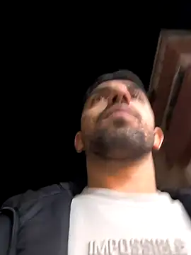 Snapshot of ahmet4090 chatting on 10/14/25, 04:41 ahmet4090 online show from 10/14/25, 04:41