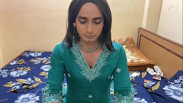 LuvLayla online show from 01/09/26, 08:10