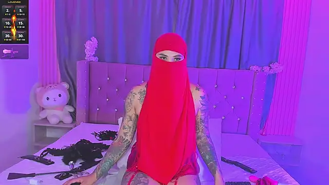 Nayla-Mouna online show from 06/02/26, 07:43