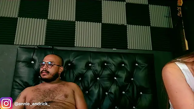  leda swan  online show from 01/16/26, 02:21