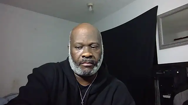 Snapshot of jamalcarter chatting on 12/16/25, 04:50 jamalcarter online show from 12/16/25, 04:50