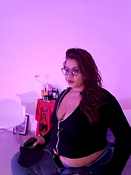 Vesper Vixen online show from 12/18/25, 05:52