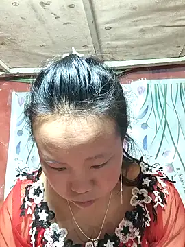 liu-liusexy online show from 04/25/26, 01:36