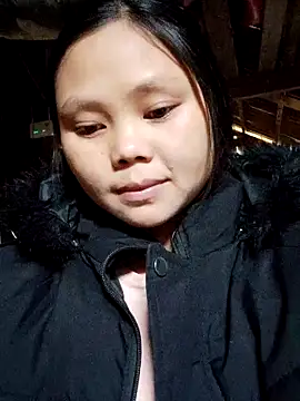 Snapshot of omiu-baby chatting on 03/19/26, 01:53 omiu-baby online show from 03/19/26, 01:53