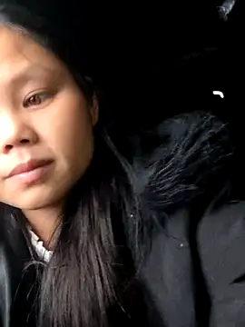 Snapshot of omiu-baby chatting on 03/22/26, 01:31 omiu-baby online show from 03/22/26, 01:31