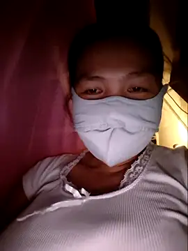 Snapshot of Wainy_kina chatting on 10/13/25, 02:39 Wainy kina online show from 10/13/25, 02:39