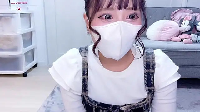 YURi luv online show from 12/03/25, 01:09